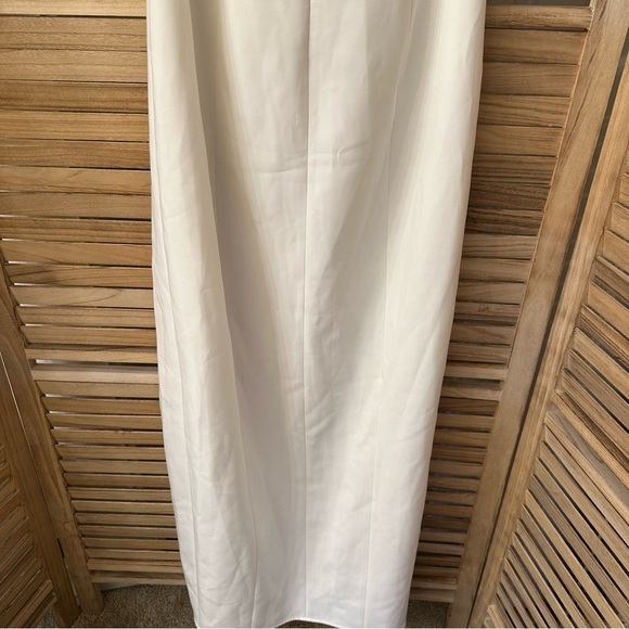 Lovers and Friends Nieve Maxi Dress Gown  in White size S - Picture 8 of 8